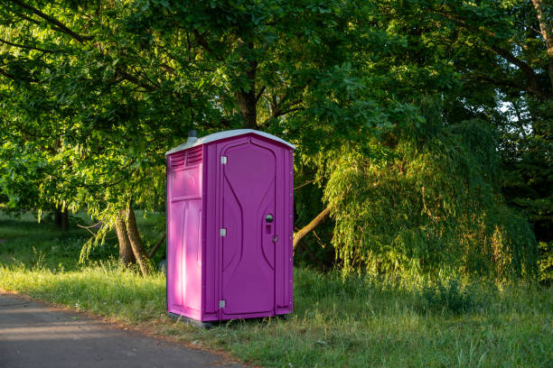 Best Portable restroom solutions  in Flora, AL